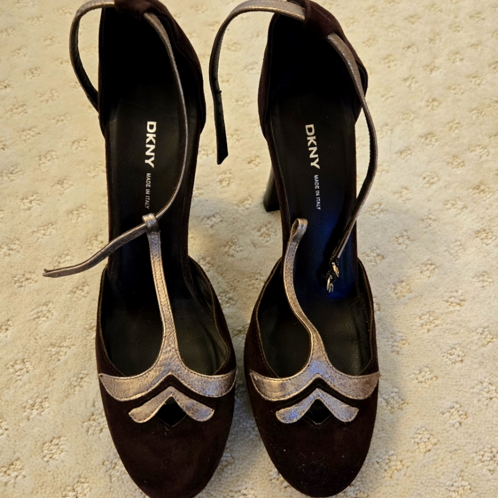 DKNY Designer Sandals, Brown Suede, Size 7